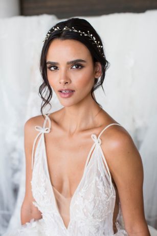 Freshwater Pearl and Swarovski Crystal Hair Vine | David's Bridal